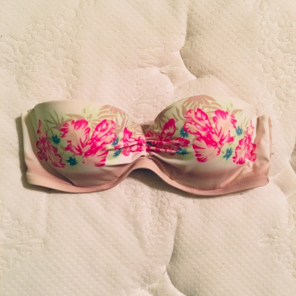 Victoria’s Secret Bandeau Push-Up Swim Top, 34C